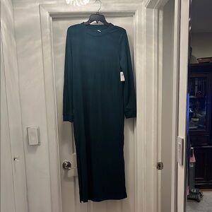 Old Navy forest green Sheath Dress Long Sleeve Crew Neck NWT